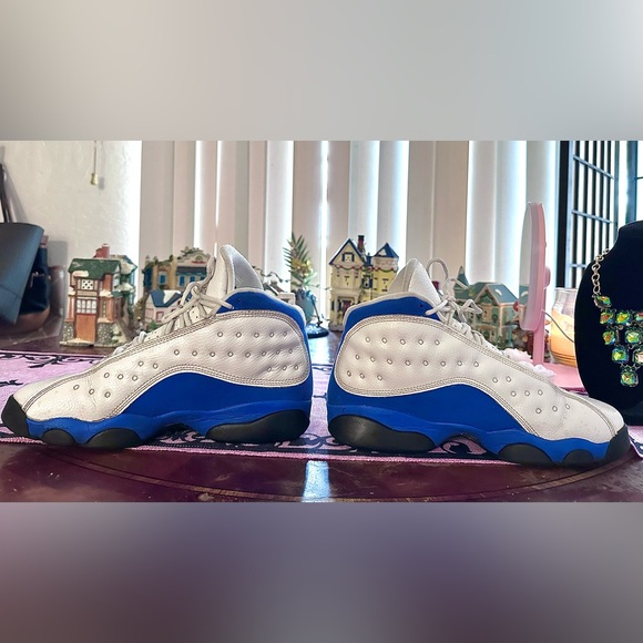 Jordan 13 Retro “Hyper Royal” Royal Blue and White Women’s size 7y (or 8.5 wom.) - Picture 6 of 15
